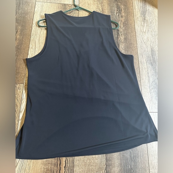 Navy blue banana republic shell - Picture 3 of 3